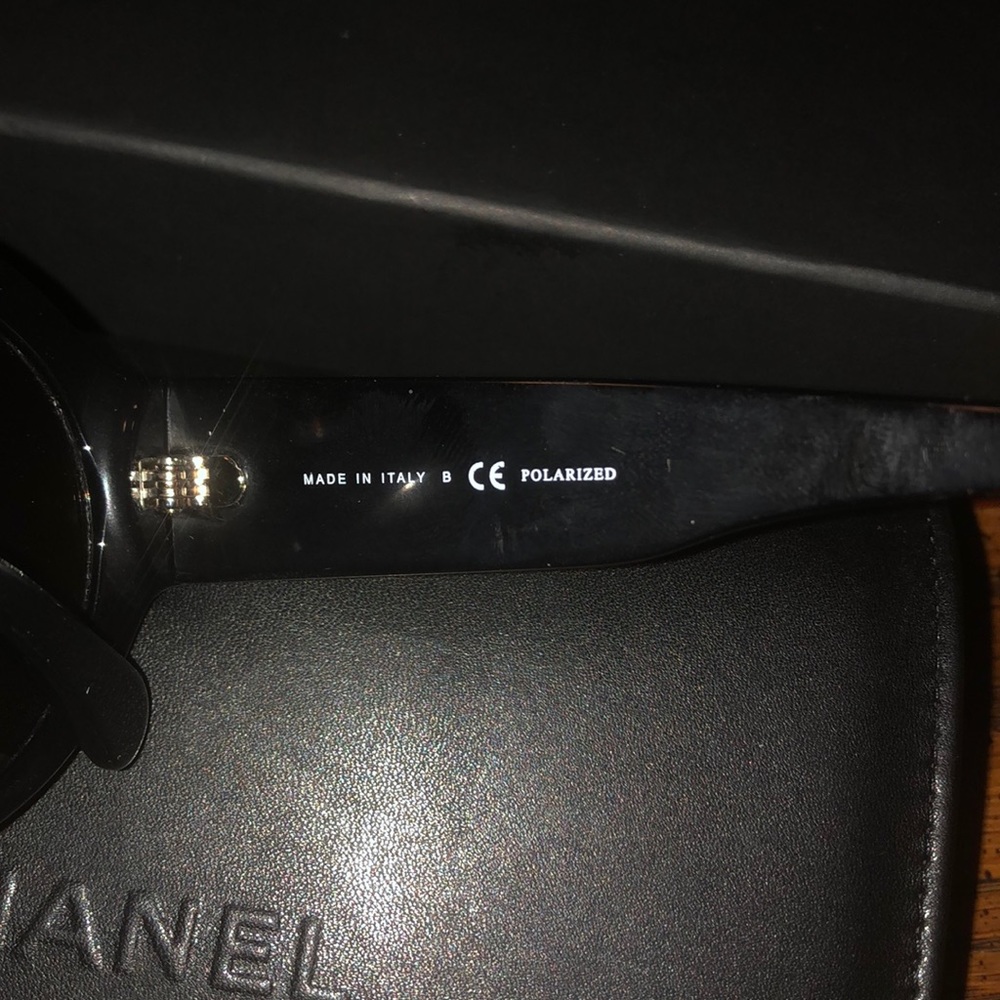 Chanel Unisex Sunglasses 100% Authentic - Picture 3 of 8
